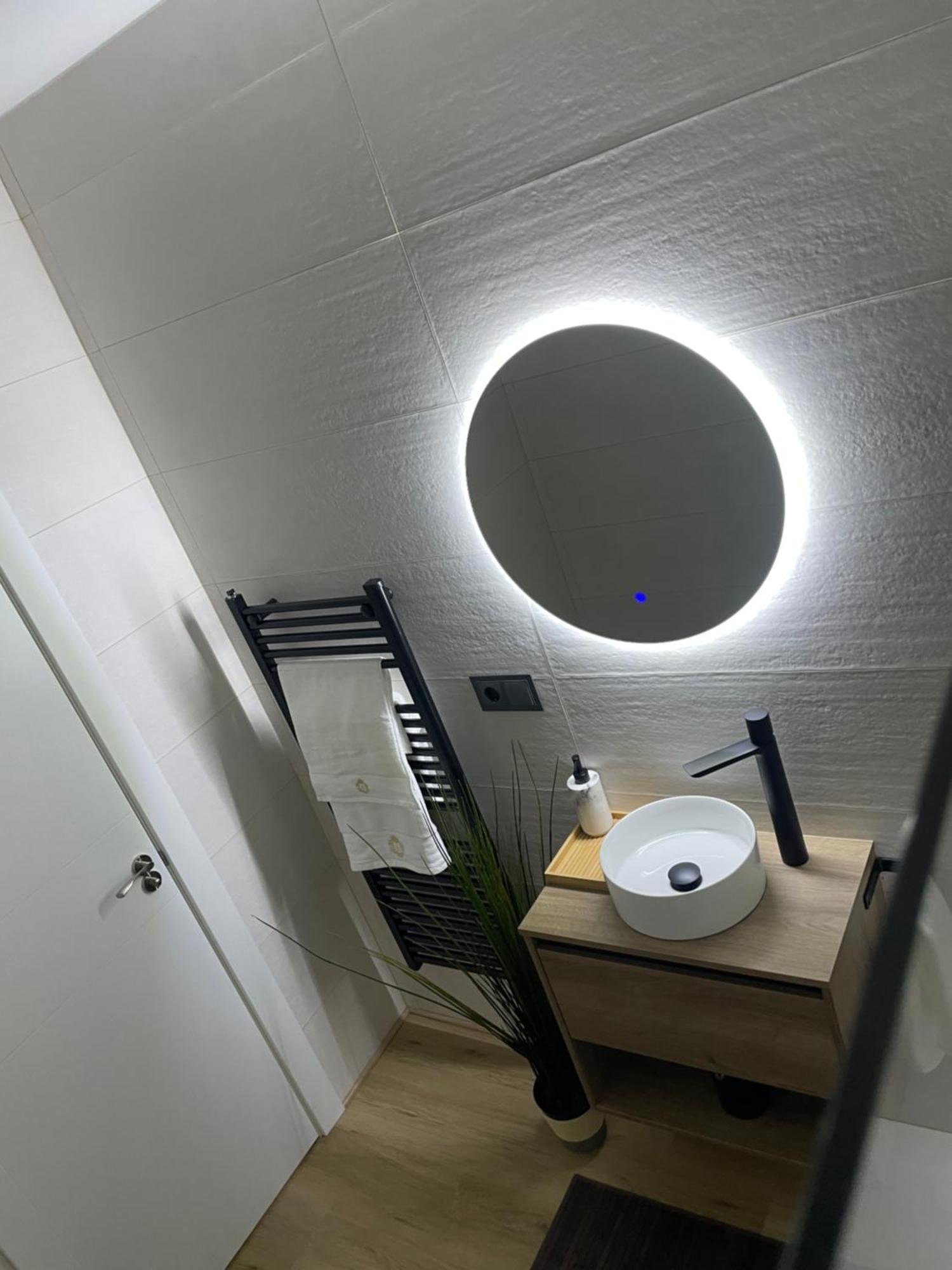 Bulevar Suite Nava de la Asuncion エクステリア 写真